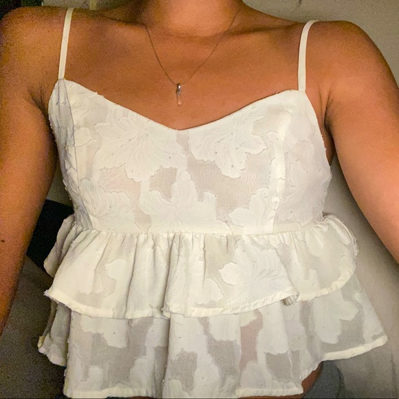 Romantic White Ruffled Crop Top Forever 21. XS - Picture 6 of 6